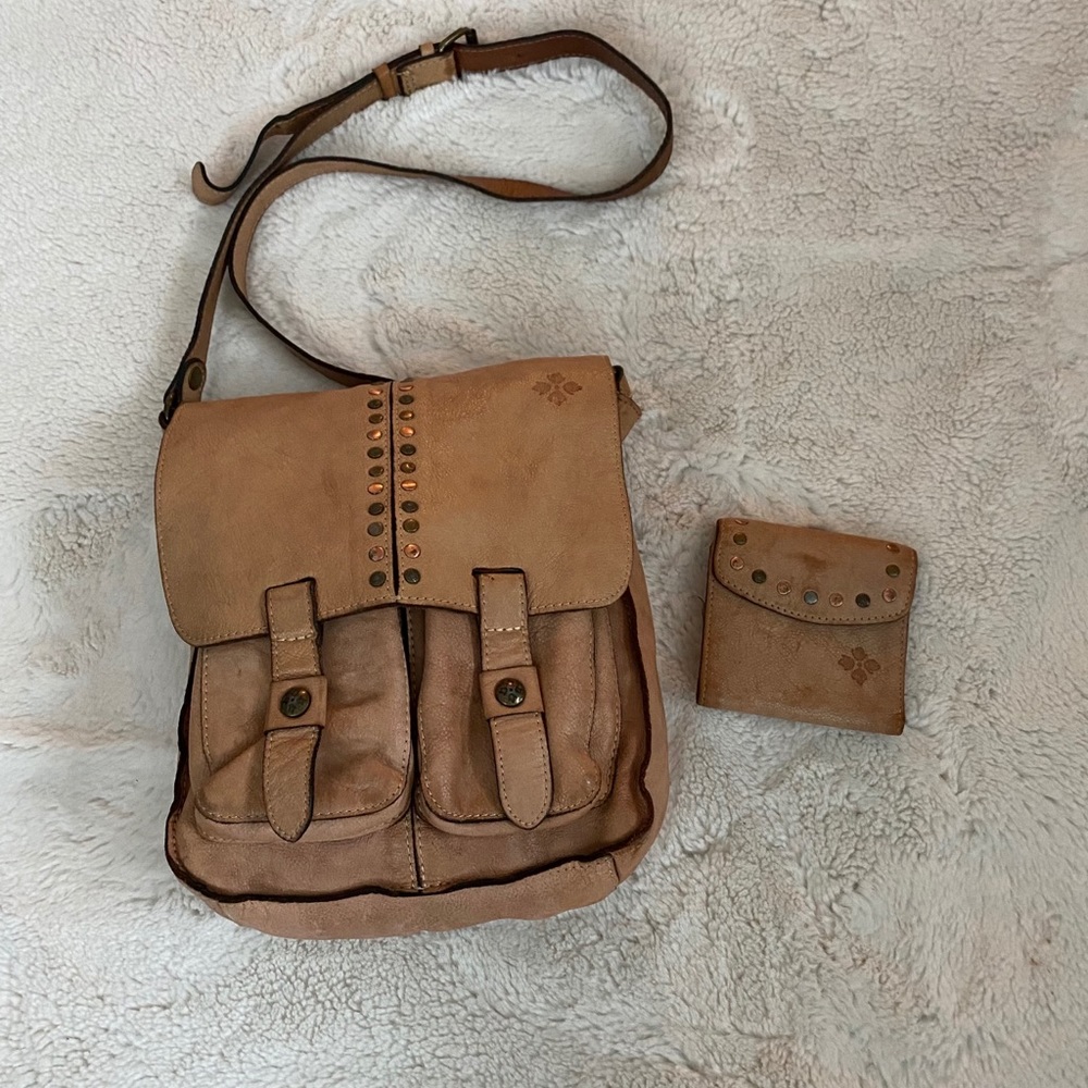 Patricia Nash Leather Messenger Bad and Wallet
